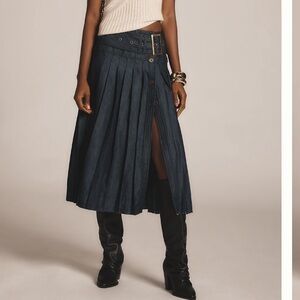 Pilcro low slung pleated midi skirt NWT